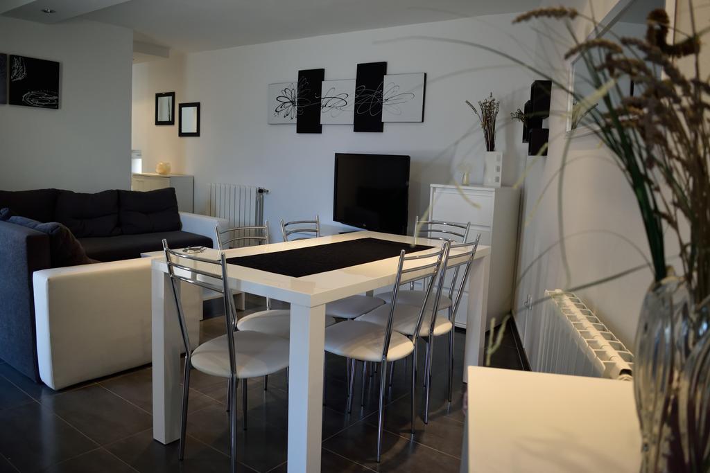 Ližnjan Aurelia Apartment מראה חיצוני תמונה