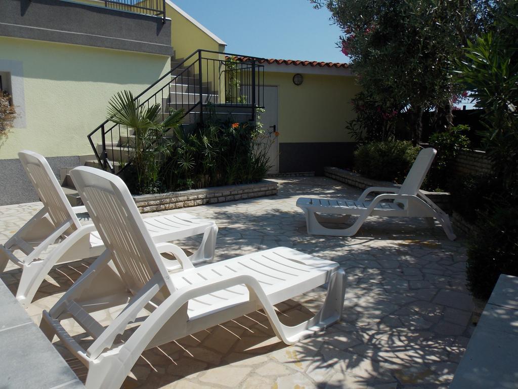 Ližnjan Aurelia Apartment מראה חיצוני תמונה